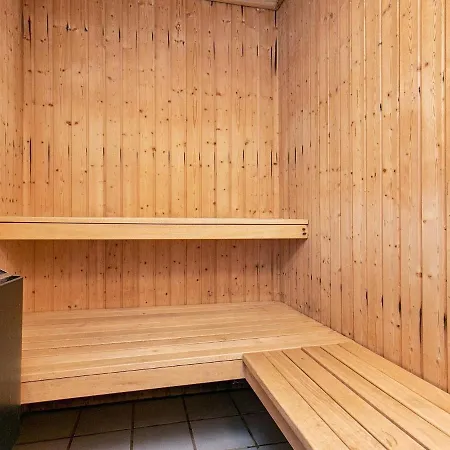 10 Person Holiday In Oksb L Semesterbostad Mosevrå